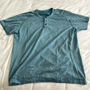 Lululemon short sleeve Henley